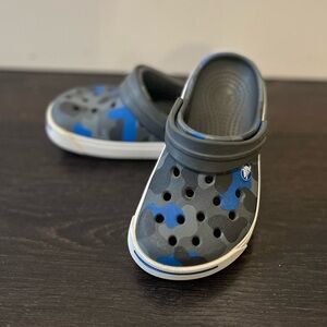 Kids Gray & Blue Camo CROCS